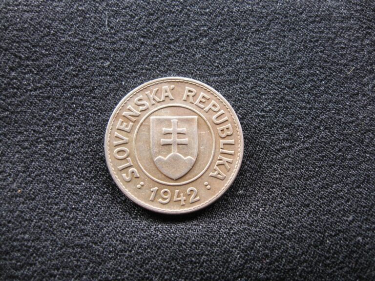 Read more about the article Old world foreign coin SLOVAKIA 1 koruna 1942 KM6 WWII (296)