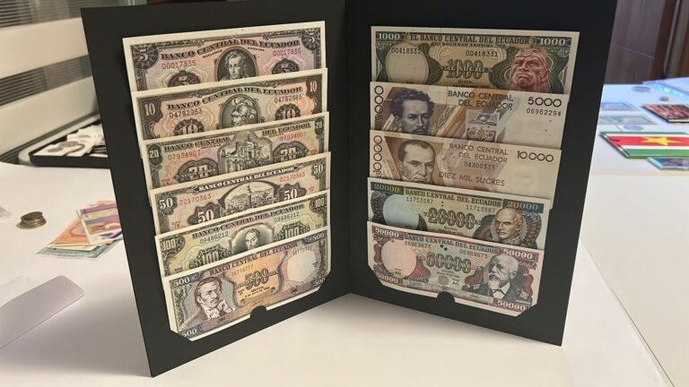 Read more about the article Ecuador Collection Of Original Banknotes Case Set 11 Pcs 1984 – 1999 UNC