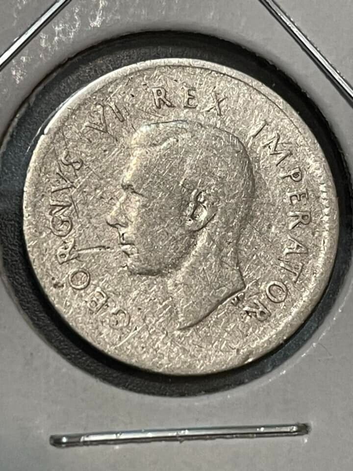 Read more about the article SOUTH AFRICA LOT OF 2 COINS  3P 1941 and 1945 3P  BOTH KM26 and 0.800 SILVER