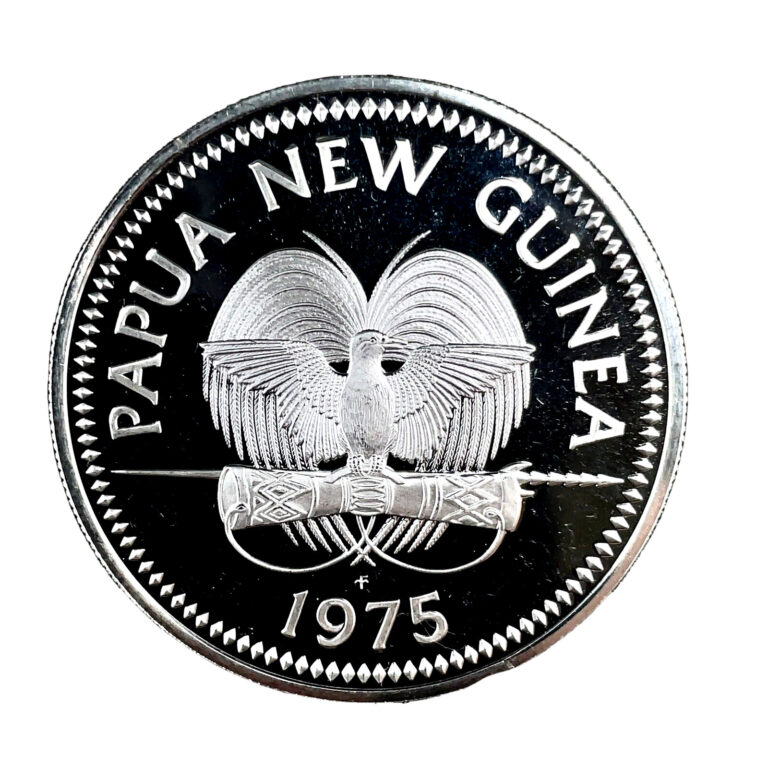 Read more about the article 1975 PAPUA NEW GUINEA w PAPUAN Harpy EAGLE Proof UCAM. Silver 5 Kina Coin KM#7a