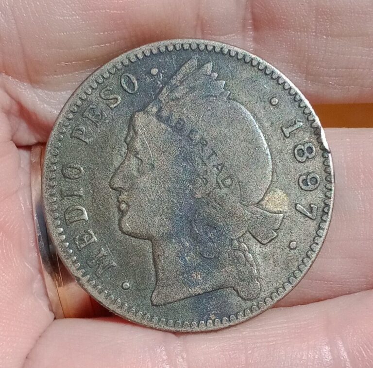 Read more about the article SEE VIDEO!!! 1897A Dominican Republic 1/2 Peso KM# 15 ‘A’ Mint Mark is EXPLAINED