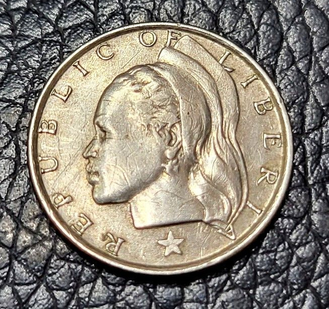 Read more about the article 1977 Liberia 10 Cents Coin