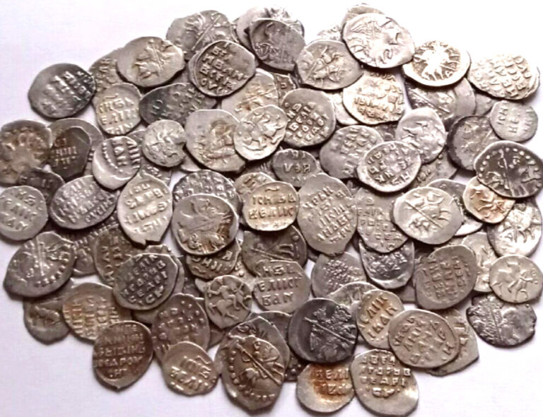 Read more about the article LOT 50 COINS IVAN IV TERRIBLE 1547 1584 Russian Silver wire Kopek Denga SCALES 2