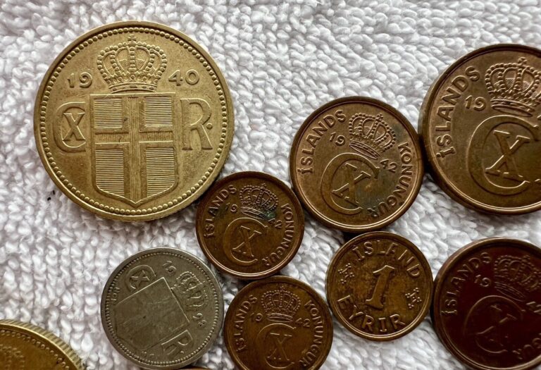Read more about the article 16 DIFFERENT COINS from  Eyrir Konumgur Aurar Island Islands 1923-1942 ICELAND