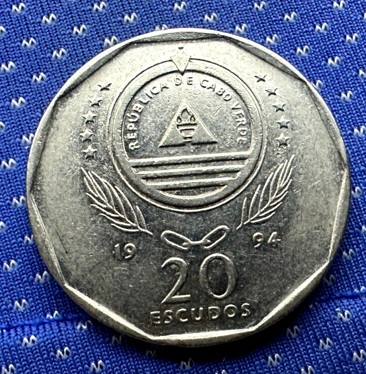 Read more about the article 1994 Cape Verde 20 Escudos Coin UNC Brown Booby Bird   #M558