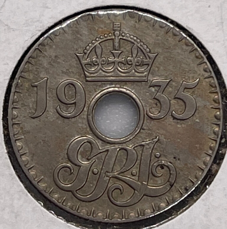 Read more about the article New Guinea 1935 6 Pence Coin