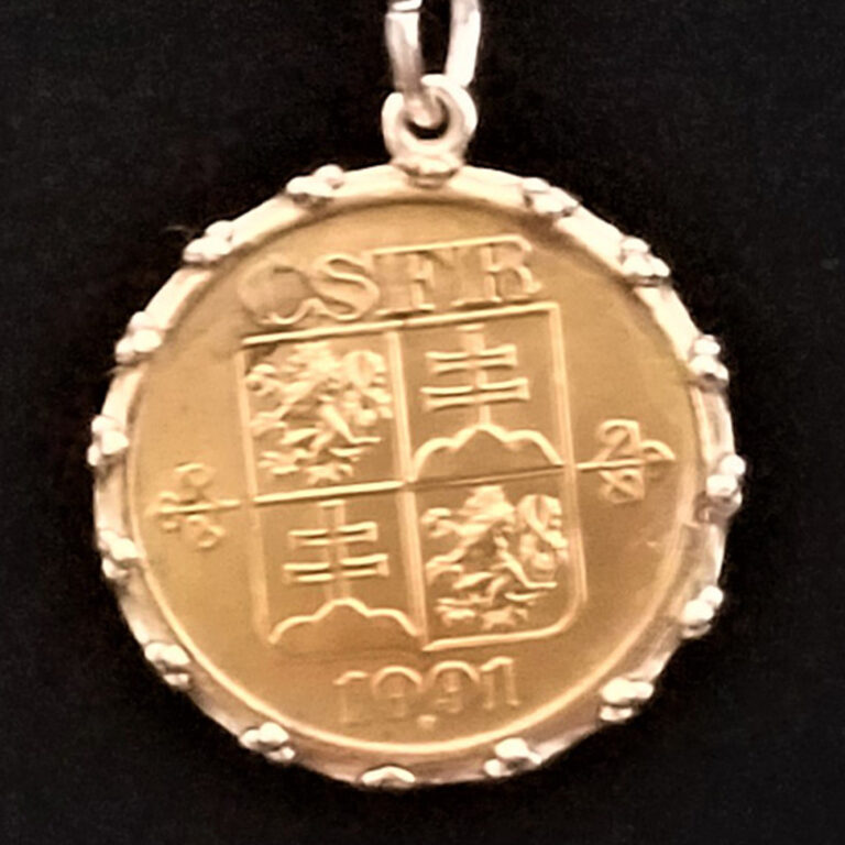 Read more about the article Czek Slovak 1991 Bronze coin CSFR 20F Federation Republic .096oz 19.20mm Pendant