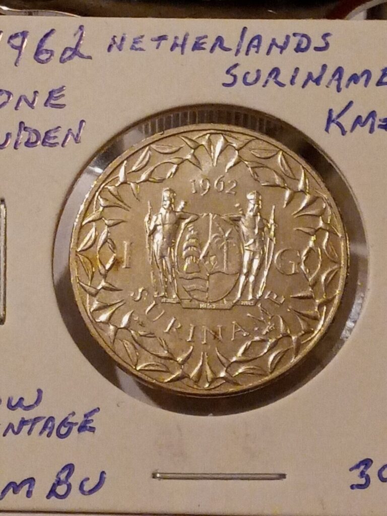 Read more about the article 1962 Suriname 1 Gulden Uncirculated Silver Coin. Low Mintage Only 150 000 Minted