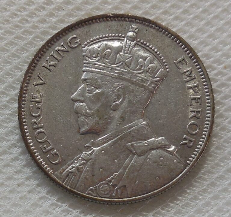 Read more about the article 1934 NEW ZEALAND HALF CROWN SILVER COIN XF