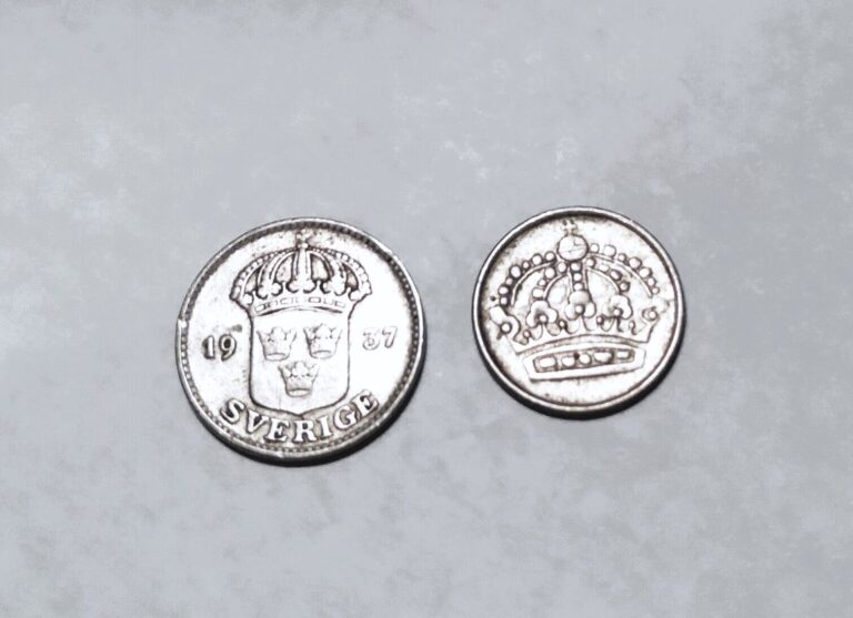 Read more about the article Swedish Silver Coins – (1) 25 Öre .60% and (1) 10 Öre .40% – 1937 and 1956