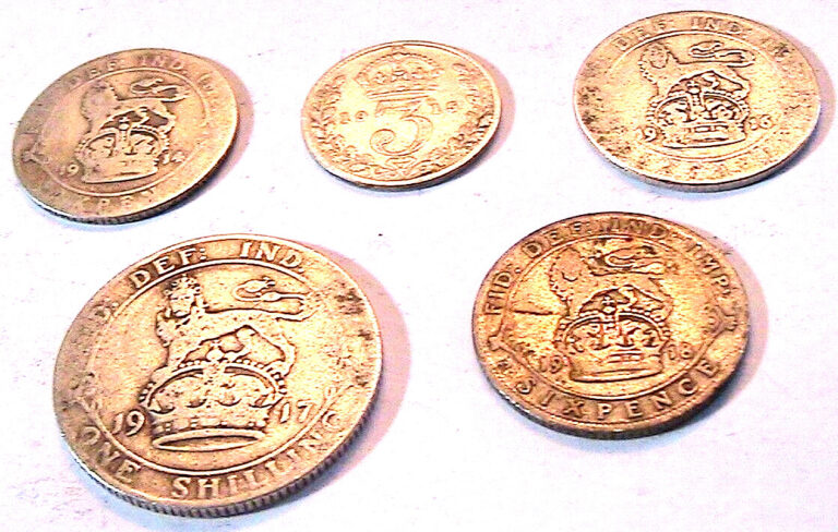 Read more about the article 1914-1918 Great Britain WWI Silver Set King George V British Sterling GV 5 Coins