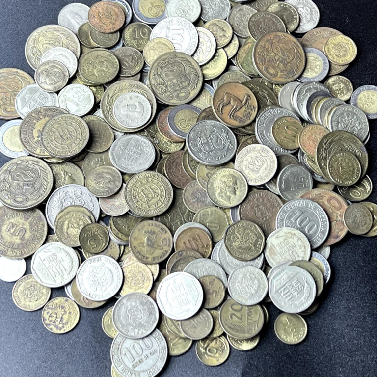Read more about the article Peruvian Coins 🇵🇪 1 LB of Random Coins from Peru  a Lot of ~75 Coins 🇵🇪