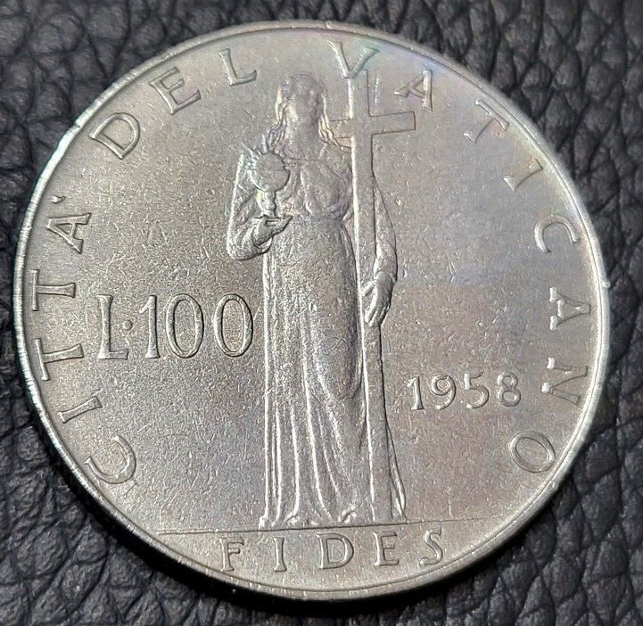 Read more about the article 1958  VATICAN CITY 100 LIRE COIN