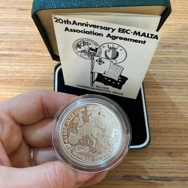 Read more about the article 1990 Malta 20th Anniversary EEC LM 5 Silver Proof Coin Box and Certificate