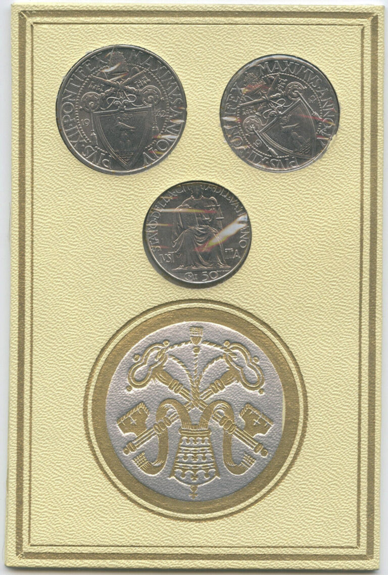 Read more about the article 1942 Lira Set Vatican City Souvenir 3 Coins -DN540
