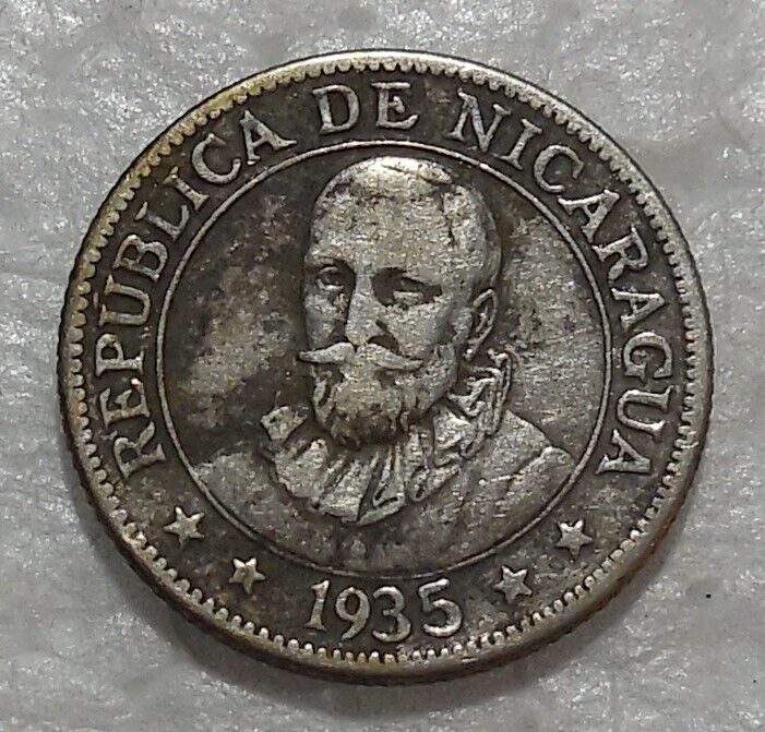 Read more about the article 1935 NICARAGUA 10 CENTAVOS SILVER COIN F-VF