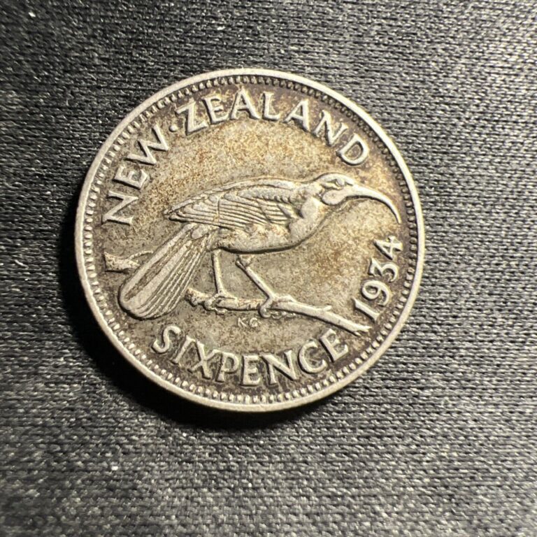 Read more about the article 1934 New Zealand 6 Pence Z1090