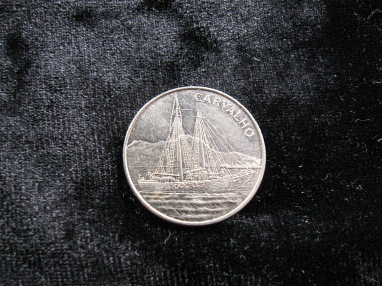 Read more about the article old world foreign coin CAPE VERDE 10 escudos 1994 KM41 “Carvalho Ship” (46)
