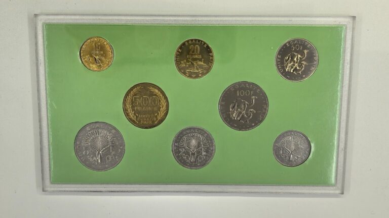 Read more about the article DJIBOUTI 8 Coins 1999 Official Mint Set KM MS2