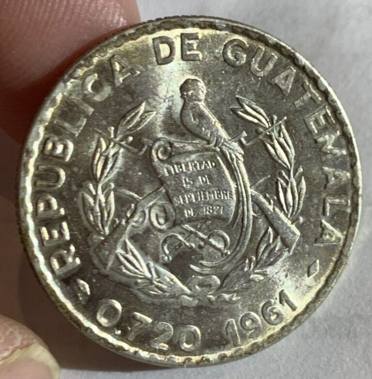 Read more about the article 1961 25 Centavos Guatemala Silver Coin BU