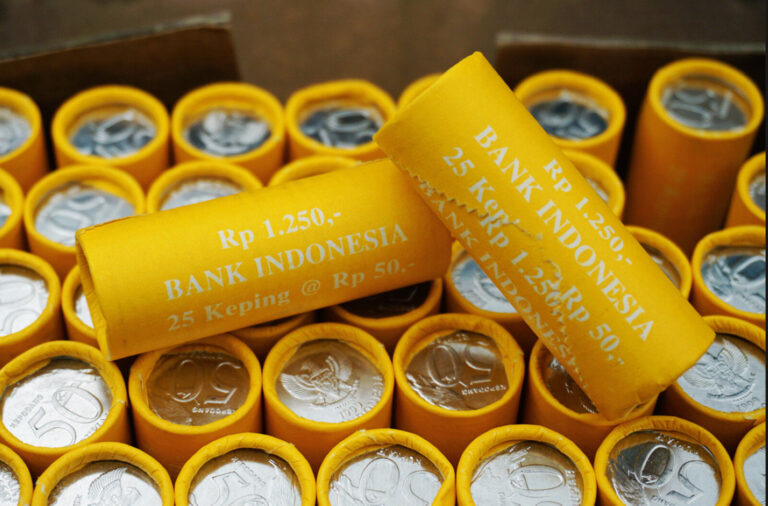 Read more about the article INDONESIA 50 RUPIAH BIRD 20mm alumnium orignal roll dealer coins lot  UNC 25pcs