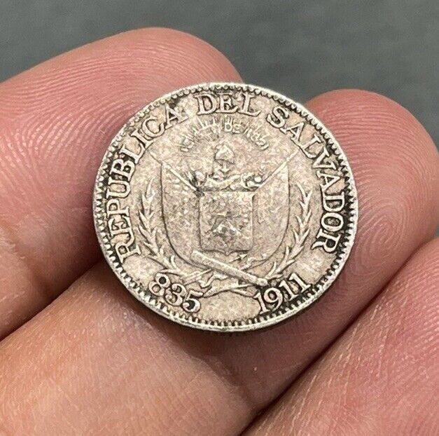 Read more about the article 1911 El Salvador 10 Centavos Silver Coin Great Condition