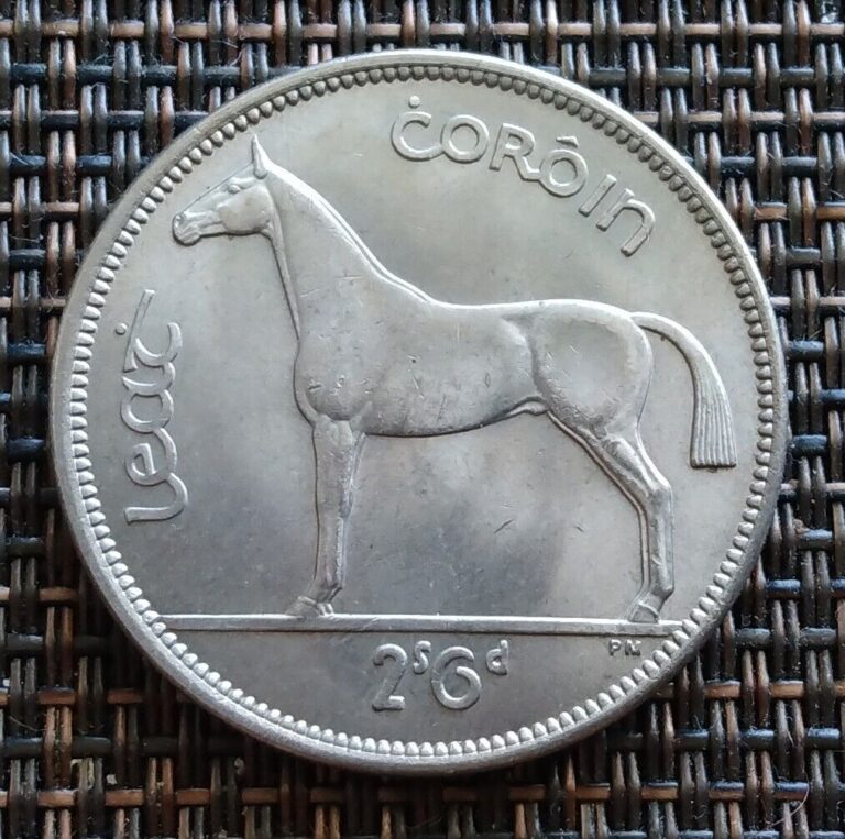 Read more about the article IRELAND 1954 HALF CROWN UNC WORLD COIN