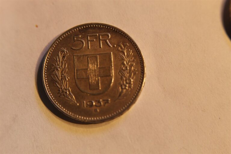 Read more about the article SWITZERLAND 1937 5 FRANCS KM40 SILVER 5 FRANC COIN
