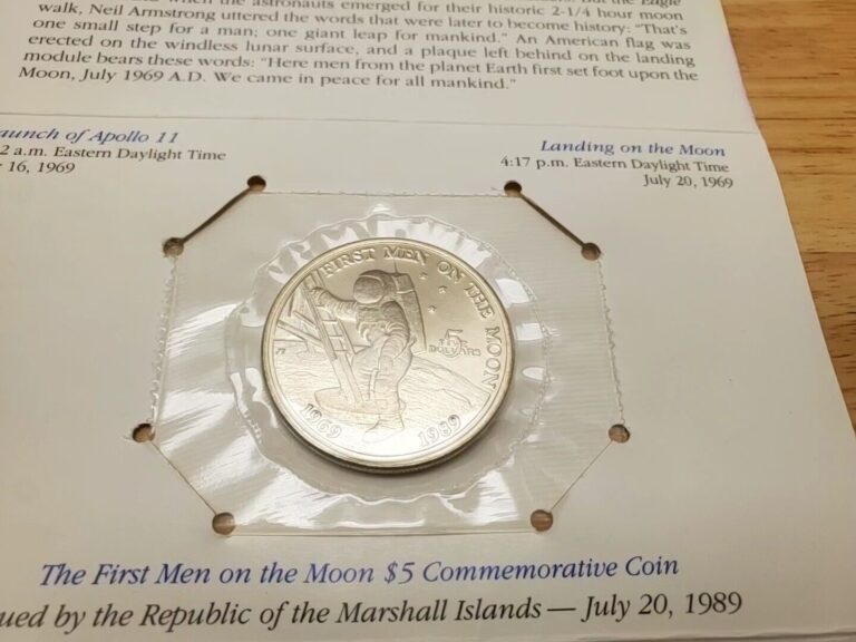 Read more about the article 1989 Marshall Islands FIRST MEN ON THE MOON $5 Dollar Commemorative Coin NICE!