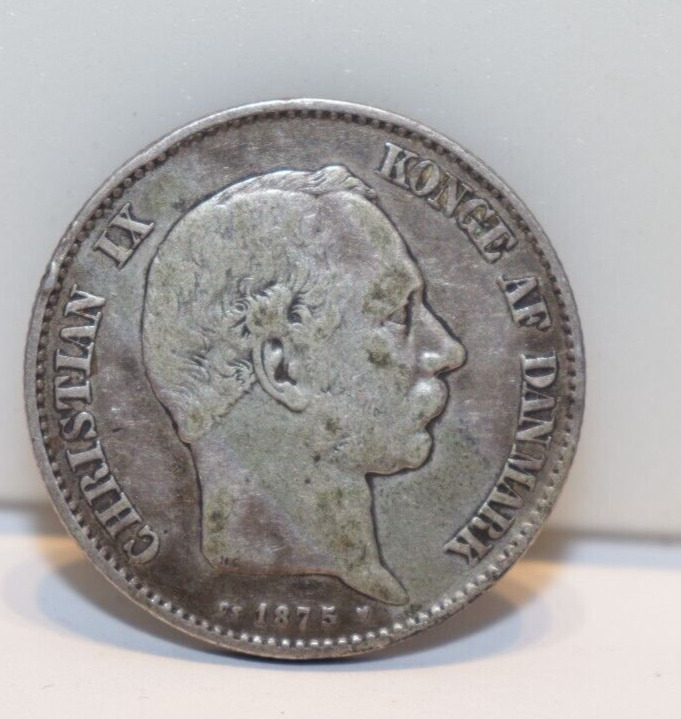 Read more about the article 1875 Denmark Silver 2 Kroner SIlver Coin Fine (Cleaned)