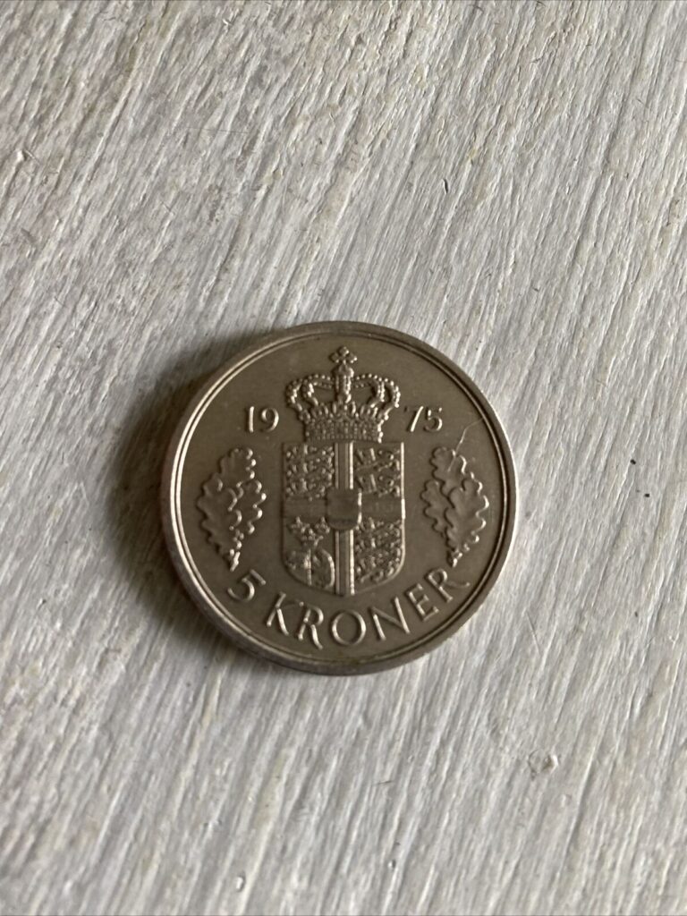 Read more about the article Denmark – 5 Kroner – 1975 –  Large Coin
