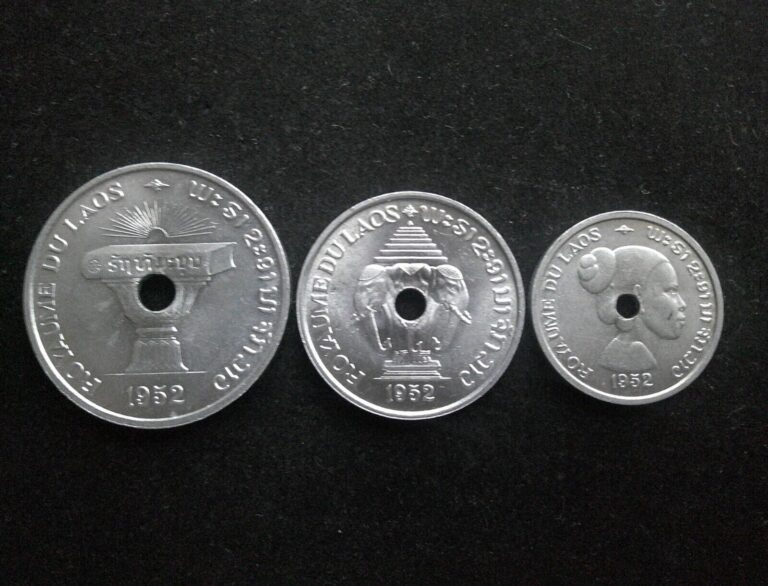 Read more about the article 1952 Laos Lot 3 Coins aluminum