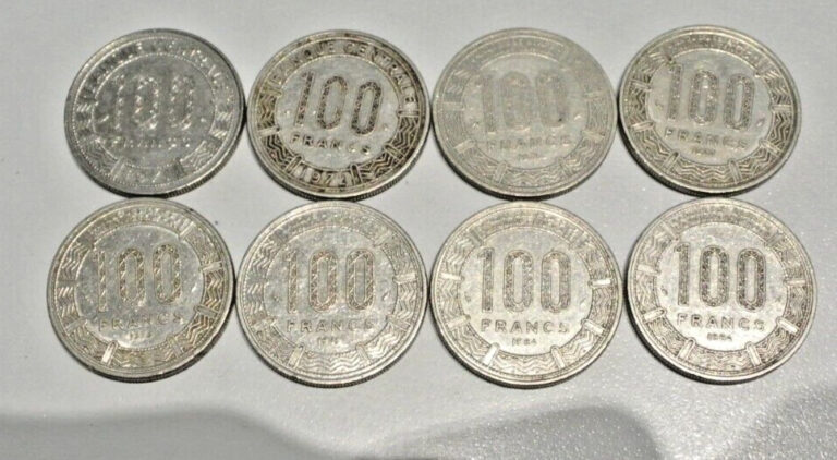 Read more about the article GABON    100 francs LOTS DE 8 coins  DATE  différente