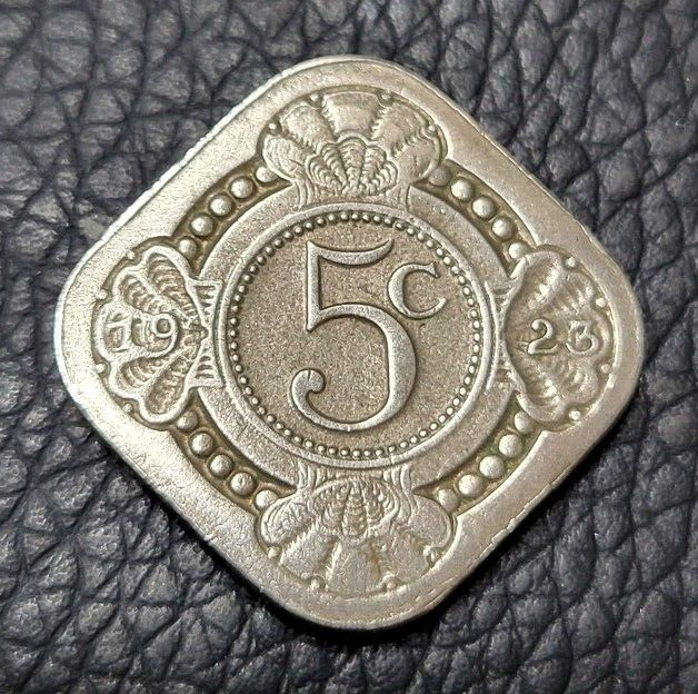 Read more about the article 1923 Netherlands (Suriname) 5 Cents Coin