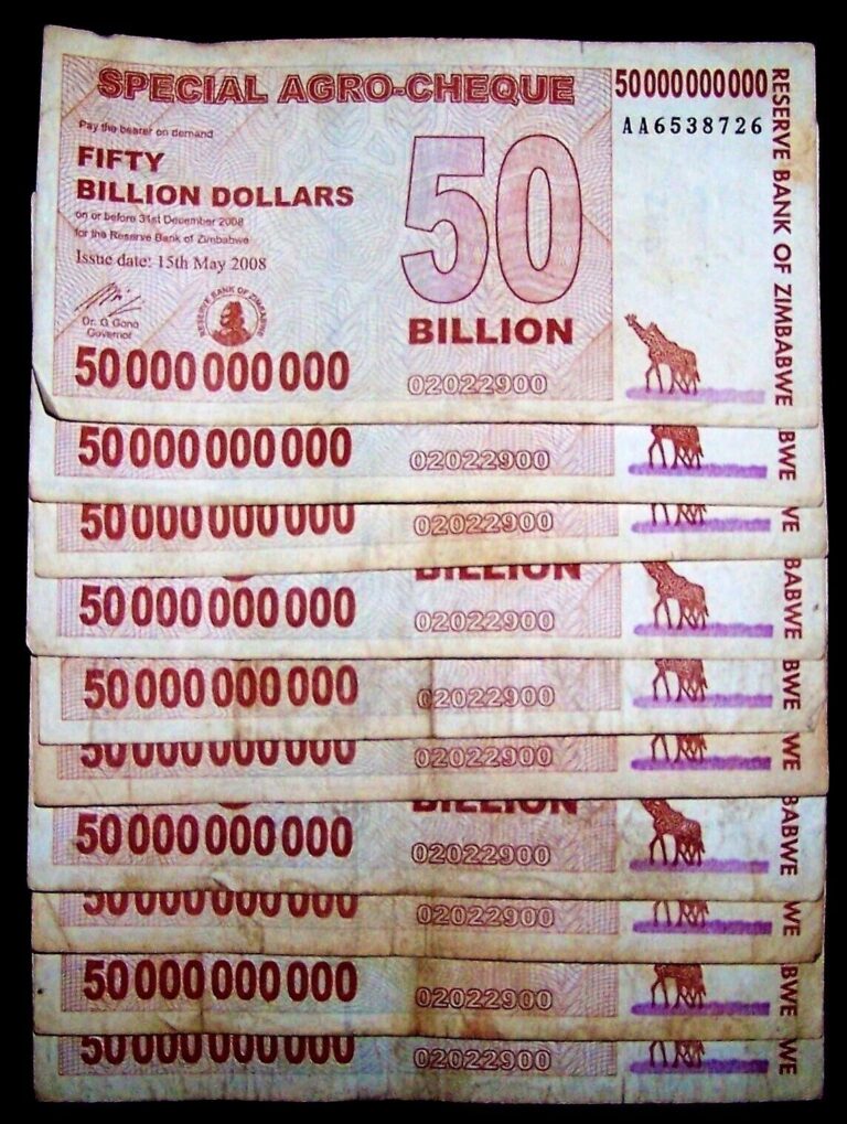 Read more about the article 10 pcs x Zimbabwe  50 Billion Dollar  agro cheque banknotes  / Circulated