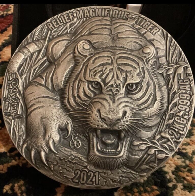 Read more about the article TIGER Relief Magnifique 2 Kg Silver Coin 20000 Francs Ivory Coast 2021