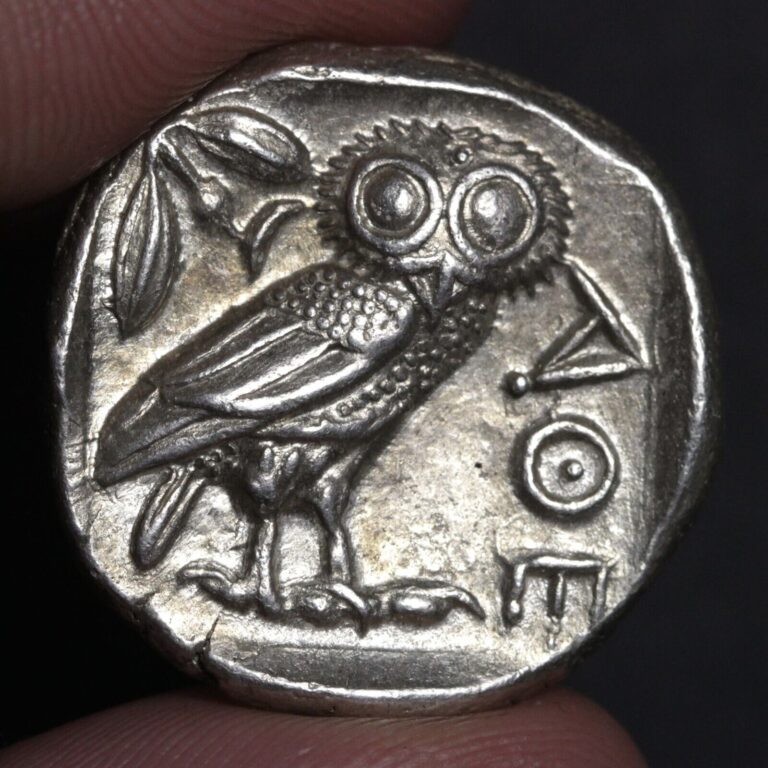 Read more about the article Ancient Greece Athens Owl Tetradrachm Silver Coin Extremely Fine 454BC Crest