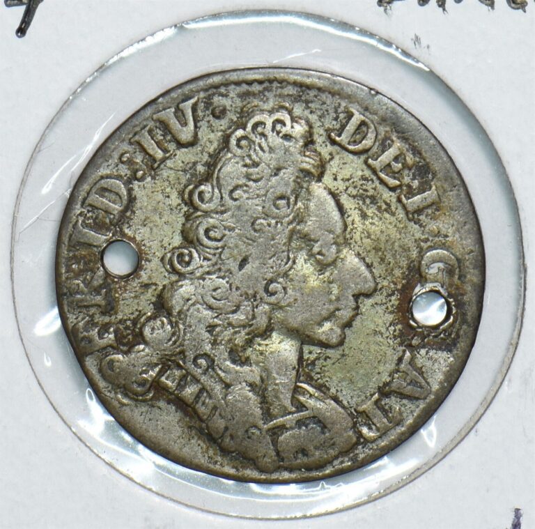 Read more about the article Denmark 1704 8 Skilling Silver 491520 combine shipping