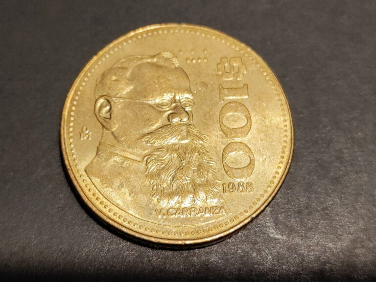 Read more about the article 1988 Mexico Mexican 100 Pesos V.Carranza Eagle Coin XF. OFFERS!