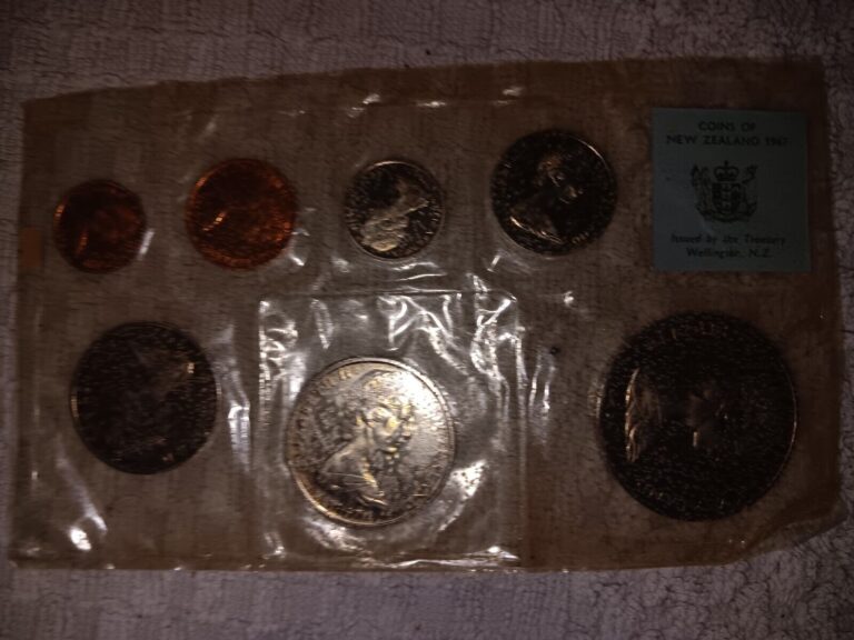 Read more about the article 1967 New Zealand 7 Coin Set Proof Rare Collectable Vintage Antique