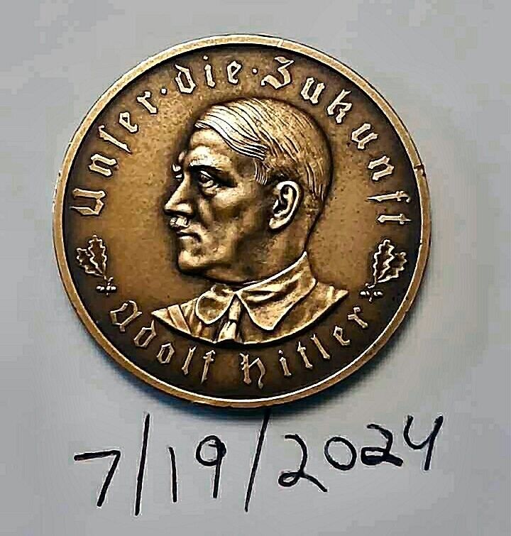 Read more about the article 1933 Germany Hitler –  Bronze 36mm Medal / Coin – Authentic Historical Piece