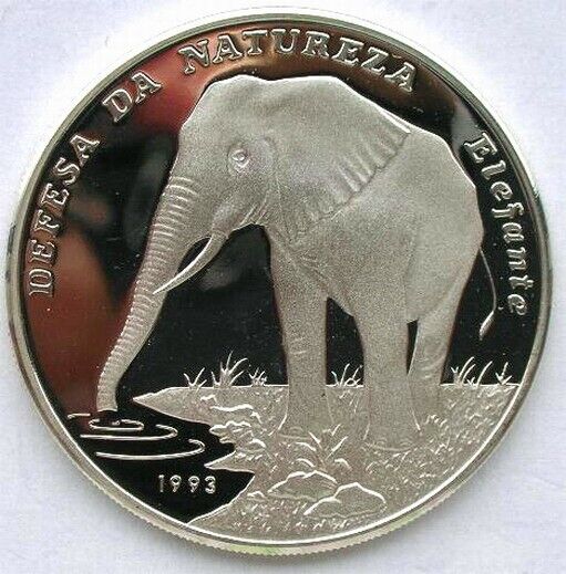 Read more about the article Guinea Bissau 1993 Elephant 20000 Pesos Silver Coin Proof