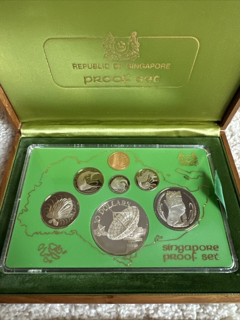 Read more about the article 1979 Republic Of Singapore Proof Set with Original Box and COA No 3303 – Silver!