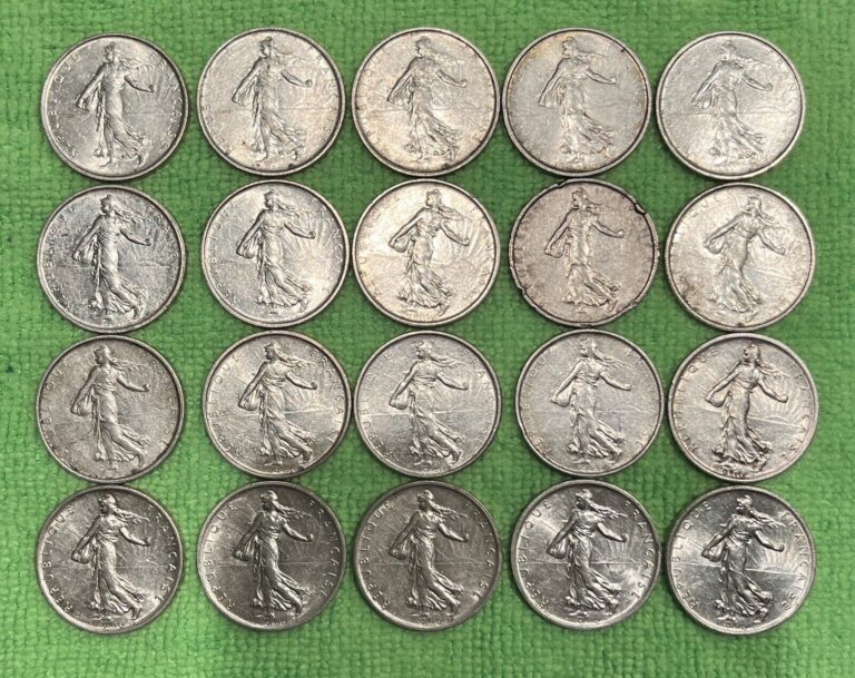 Read more about the article Lot of 20 France Silver 5 Francs coins  1960  1961  1962  1963  1964