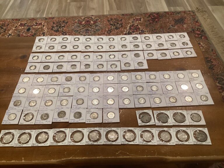 Read more about the article Extra Big Lot Of Venezuela SILVER coins 477 Grams .835 Fineness!