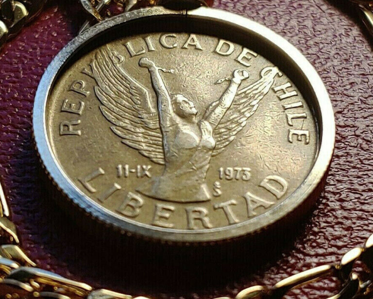 Read more about the article 1989 Republica De Chile Lady LIBERTAD Coin Necklace 22″ 18KGF Gold Filled Chain