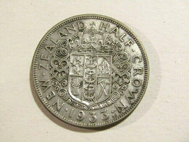 Read more about the article New Zealand 1933 1/2 Crown Silver Coin
