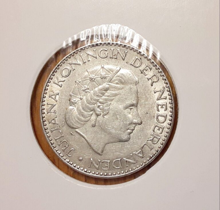 Read more about the article 1954 Netherlands 1 Gulden World Silver Coin ~Free Shipping!