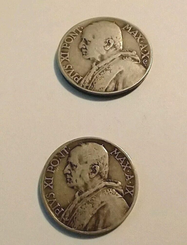 Read more about the article (2) Silver Vatican City coins: a 1931 10 Lire  and a 1930 5 Lire