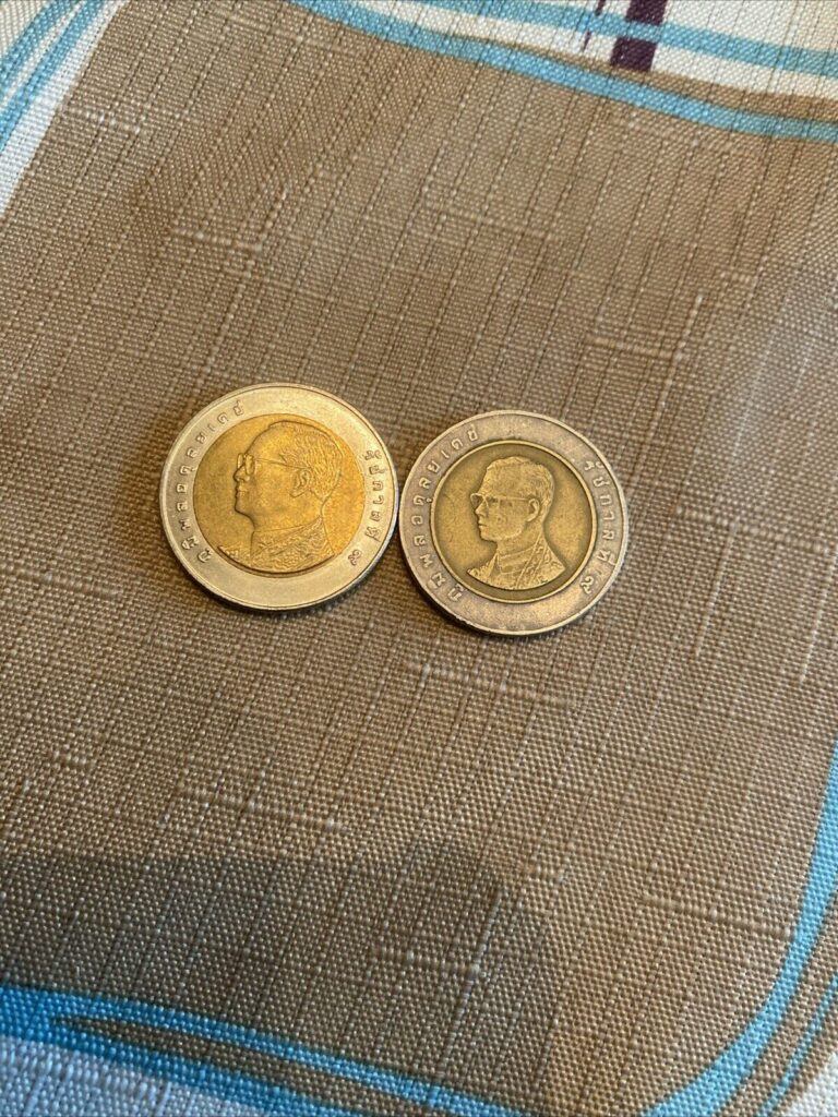 Read more about the article Thailand – 2 Larger 1994  2012 10 Baht Coins –